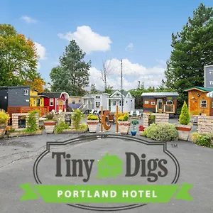Tiny Digs - Of Tiny Hotel